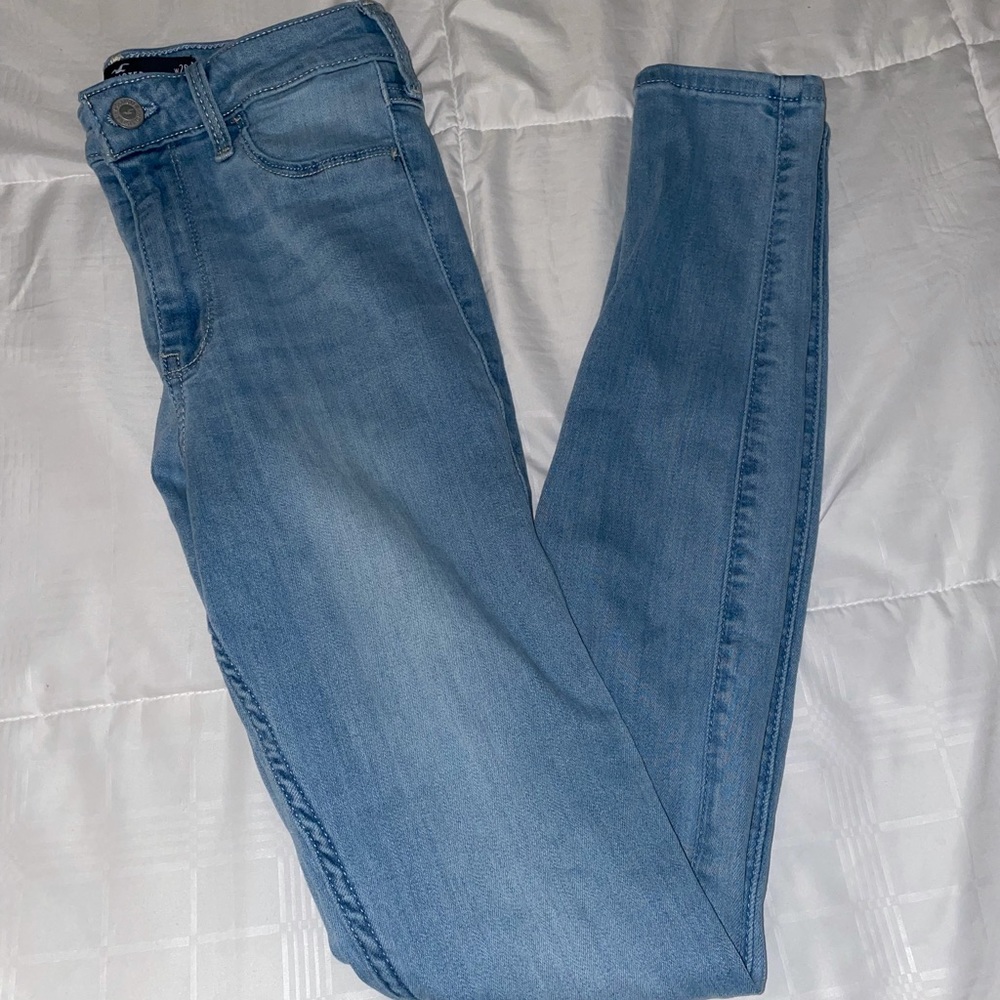 Hollister skinny jeans